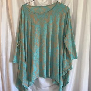 Patterned Tunic with half sleeves